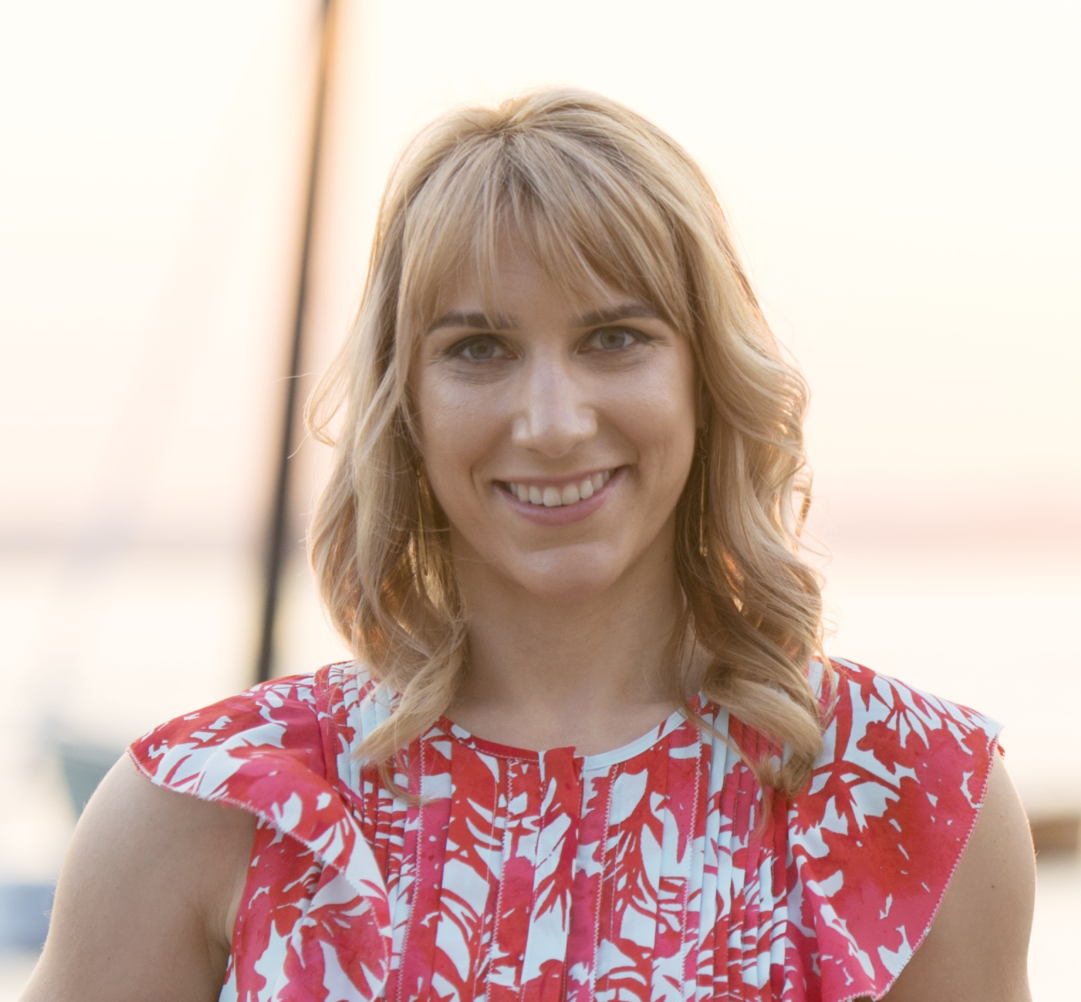 headshot photo of woman