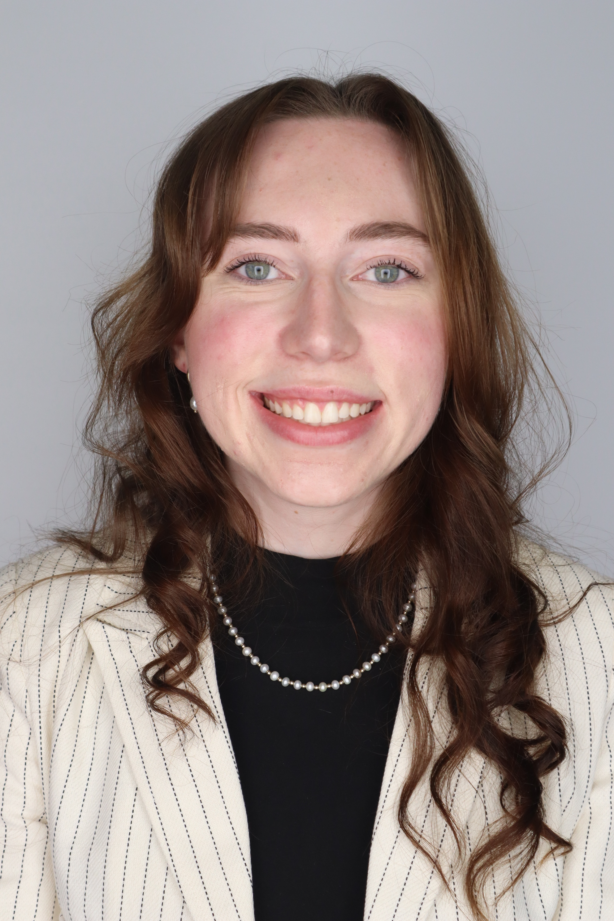 headshot photo of woman